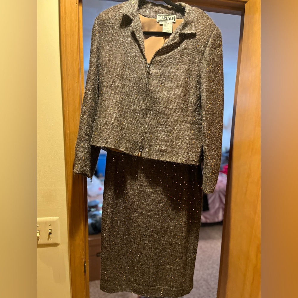 Carlisle Suit